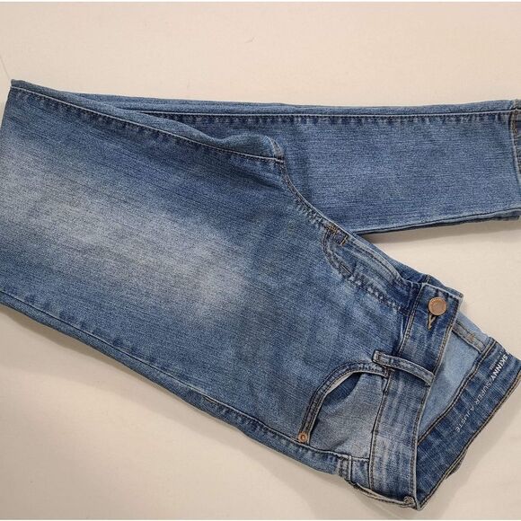 Old Navy Skinny Washed Out Jeans - Picture 4 of 9